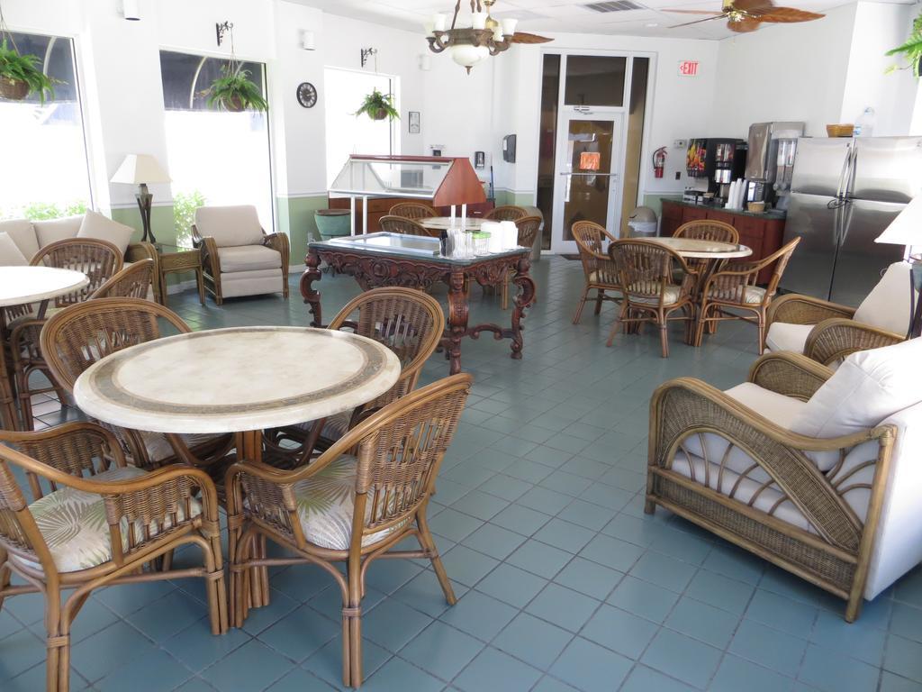 Royal Mansions Resort Cape Canaveral Buitenkant foto